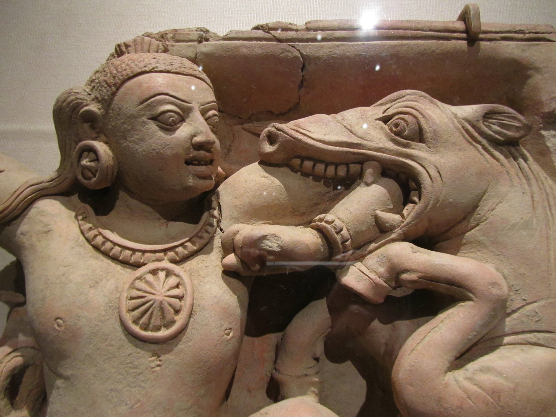 Download Man Made Sculpture 4k Ultra HD Wallpaper