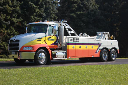 vehicle Mack Trucks HD Desktop Wallpaper | Background Image