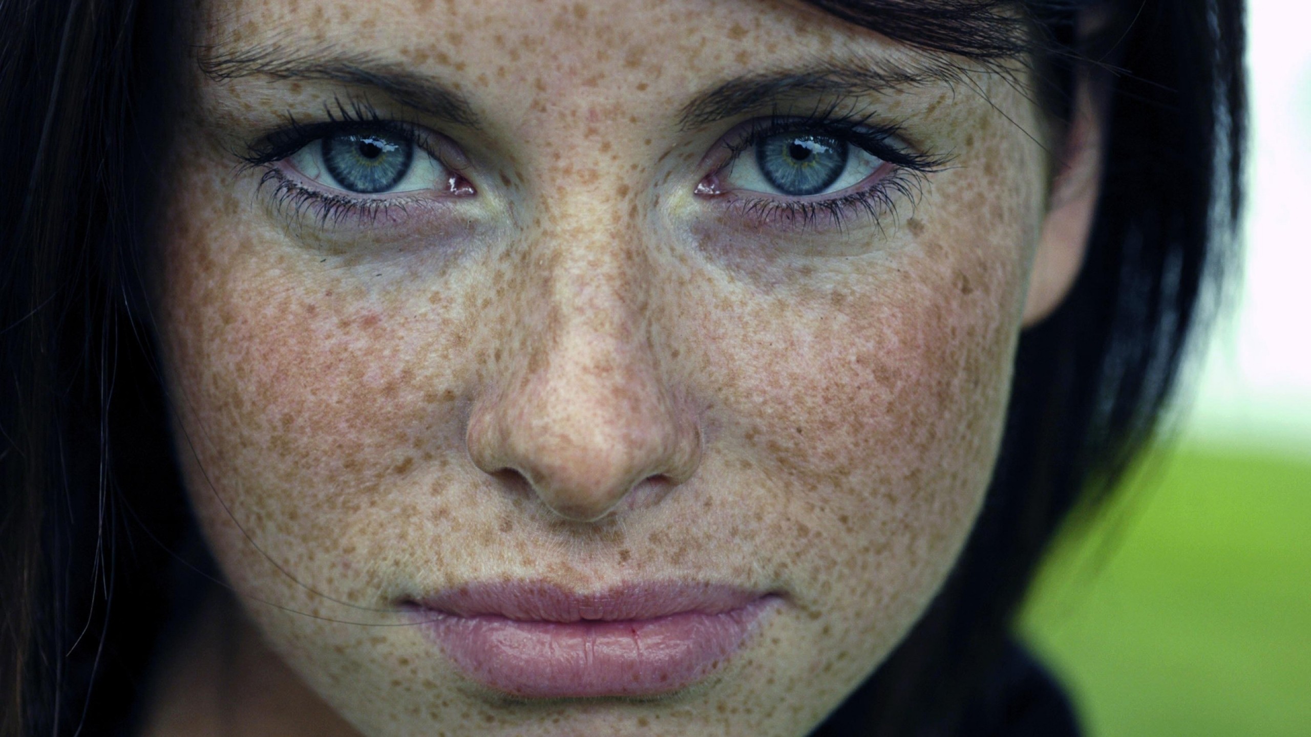 Freckles Hd Wallpaper Background Image 2560x1440 Id 447612