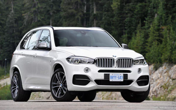 vehicle 2014 BMW X5 M50d HD Desktop Wallpaper | Background Image
