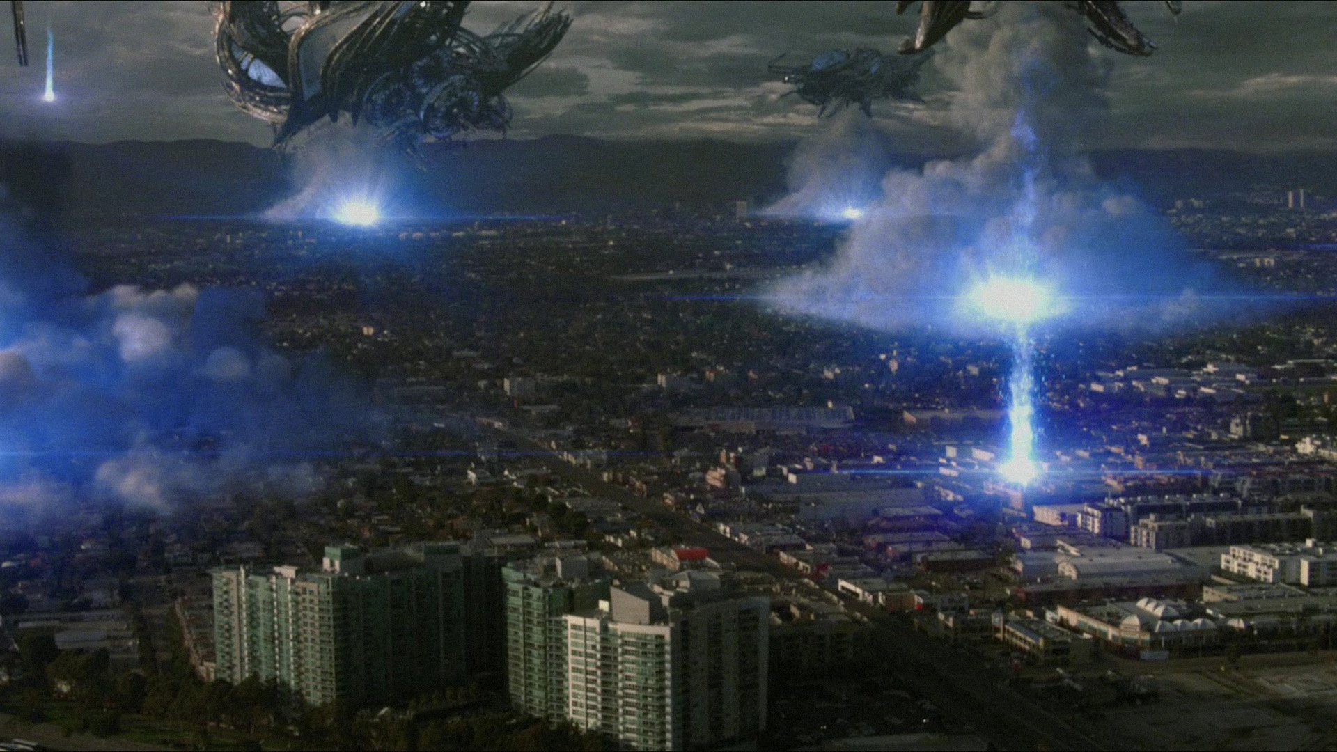 Download Movie Skyline (2010) HD Wallpaper