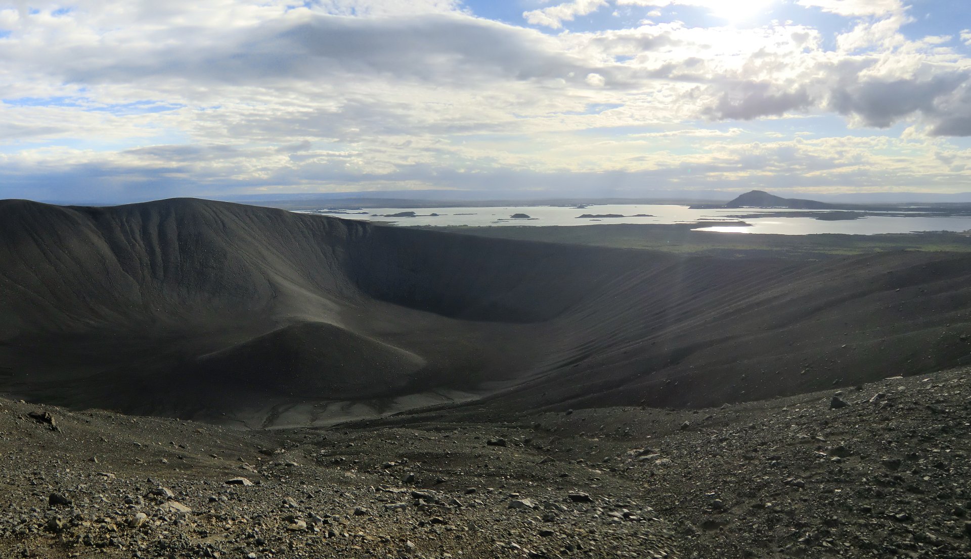 Vulcano in Iceland by Celestial