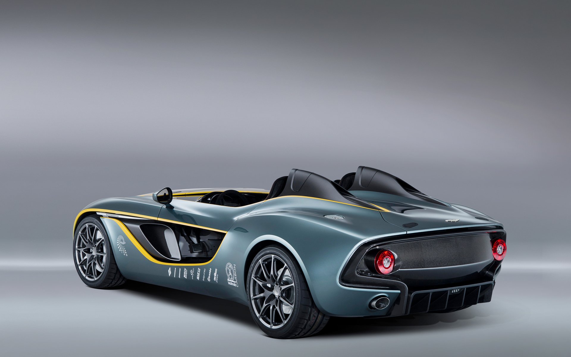 Download Aston Martin Vehicle Aston Martin CC100 HD Wallpaper