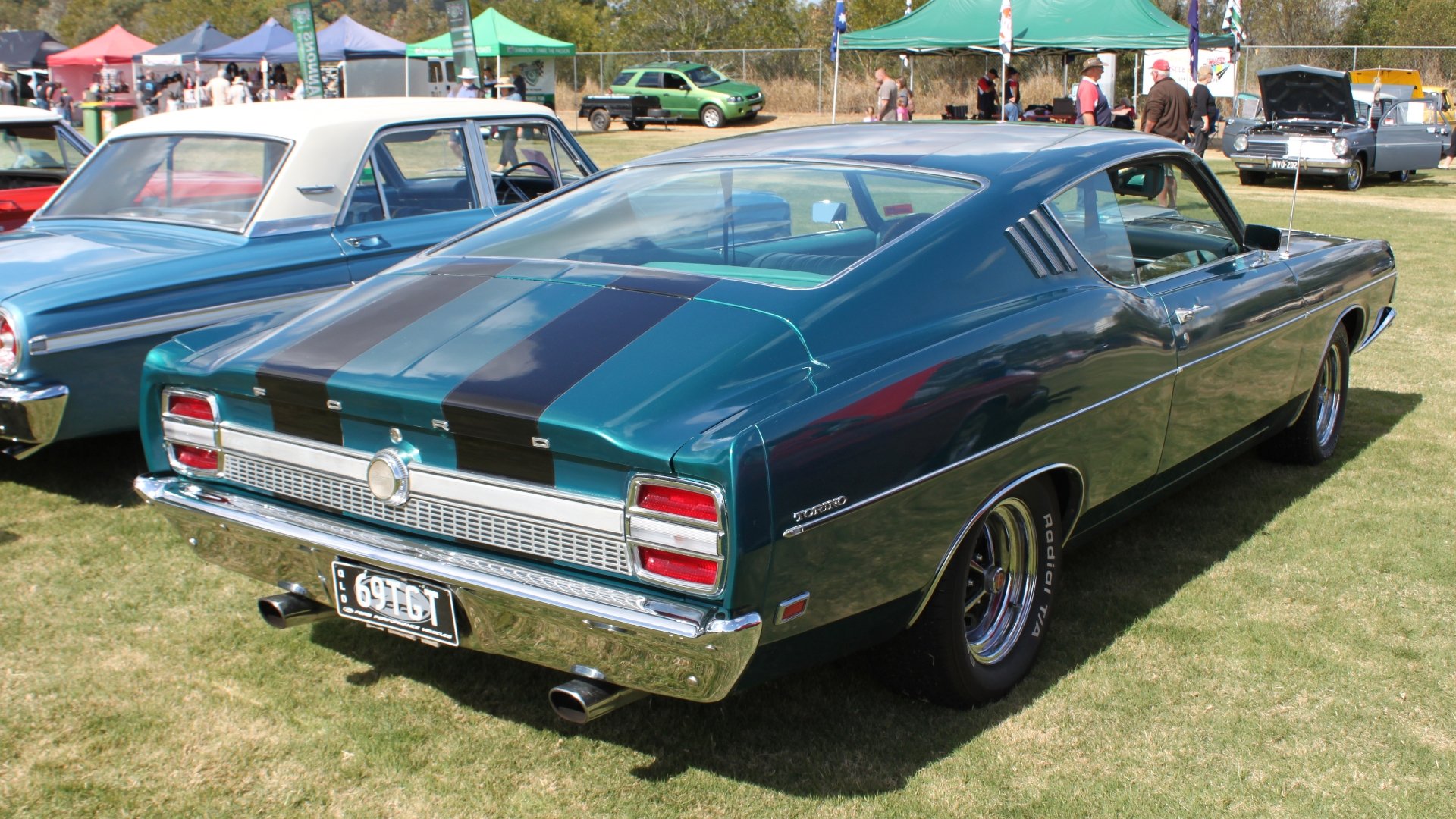 Download Vehicle Ford Torino 4k Ultra HD Wallpaper