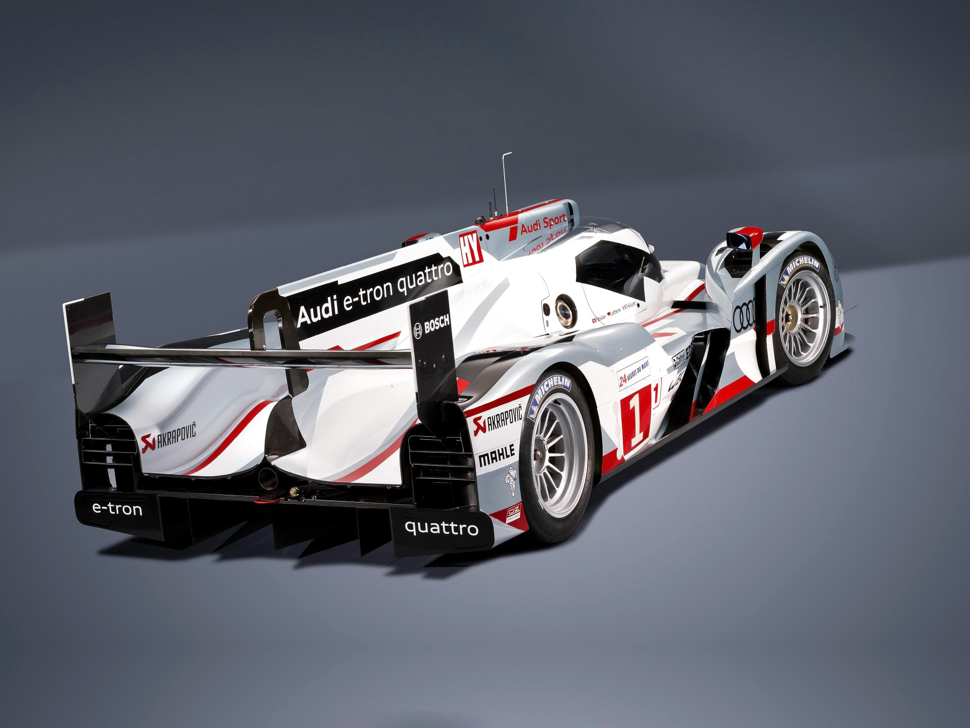 Vehicles Audi R18 HD Wallpaper | Background Image