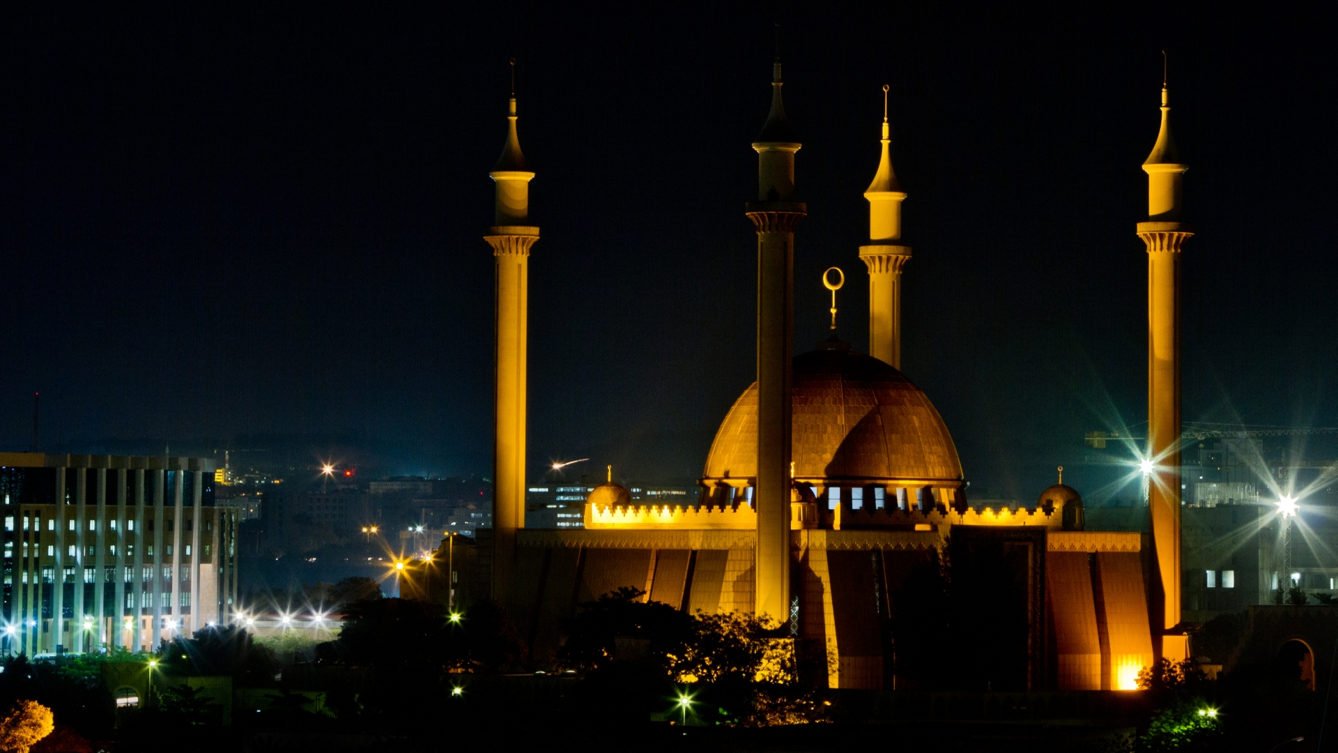 Religious Abuja National Mosque HD Wallpaper | Background Image