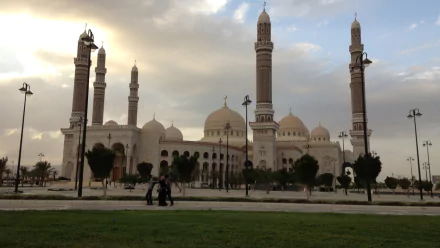 religious Al Saleh Mosque HD Desktop Wallpaper | Background Image