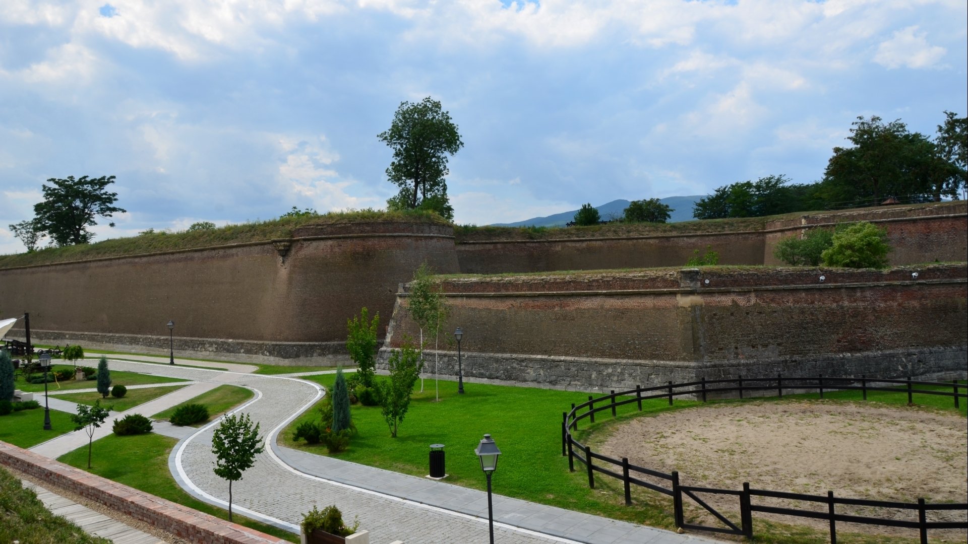 Download Man Made Alba Carolina HD Wallpaper