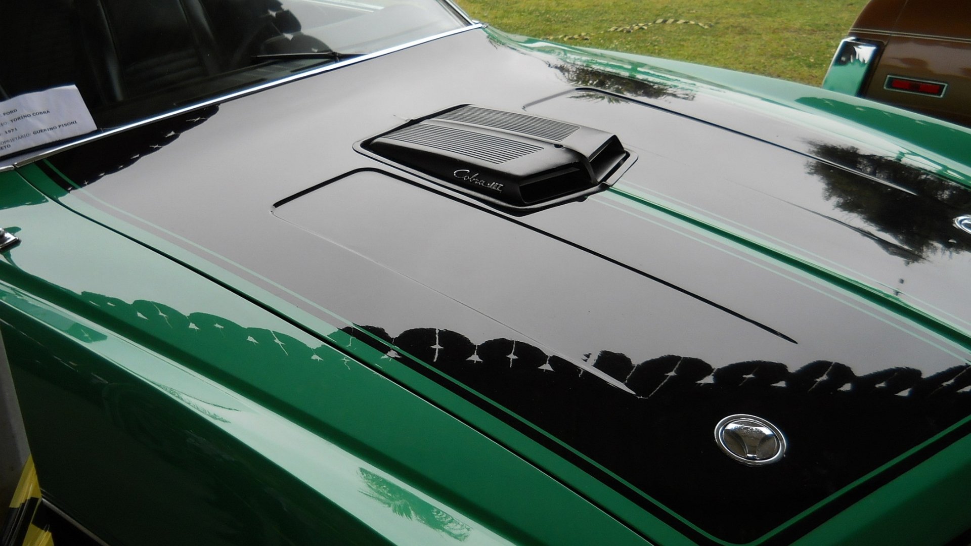 Download Vehicle Ford Torino Cobra HD Wallpaper