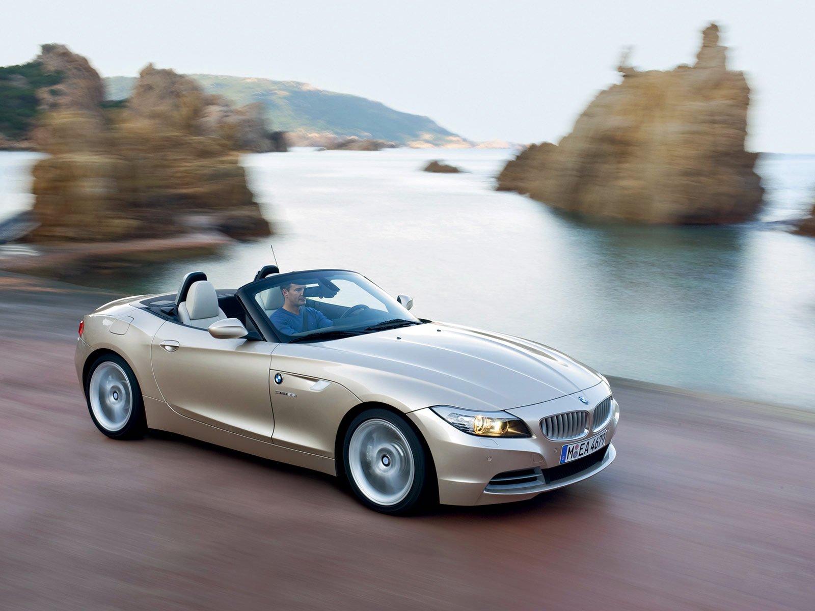 Download BMW Vehicle BMW Z4 Wallpaper