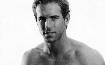 100+] Ryan Reynolds Wallpapers