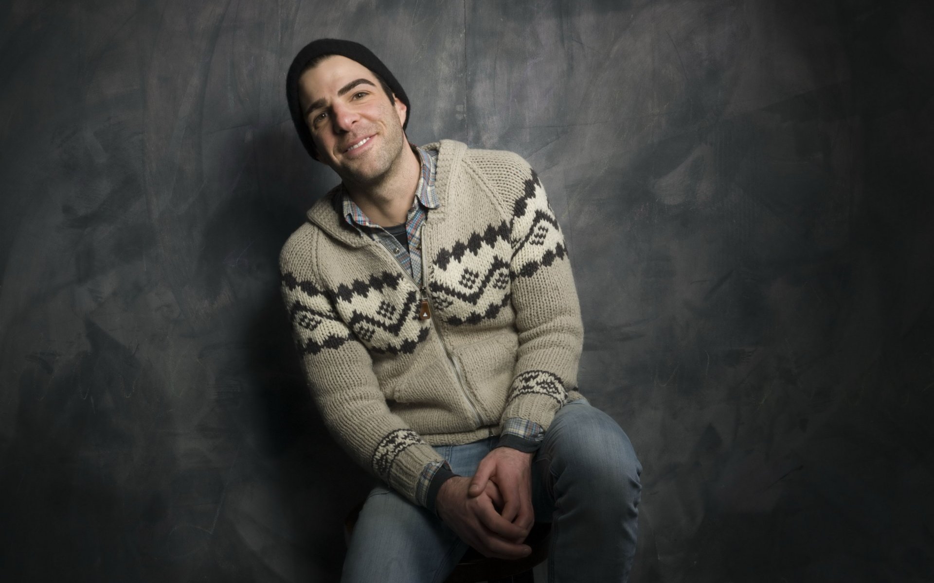 Download American Actor Celebrity Zachary Quinto HD Wallpaper