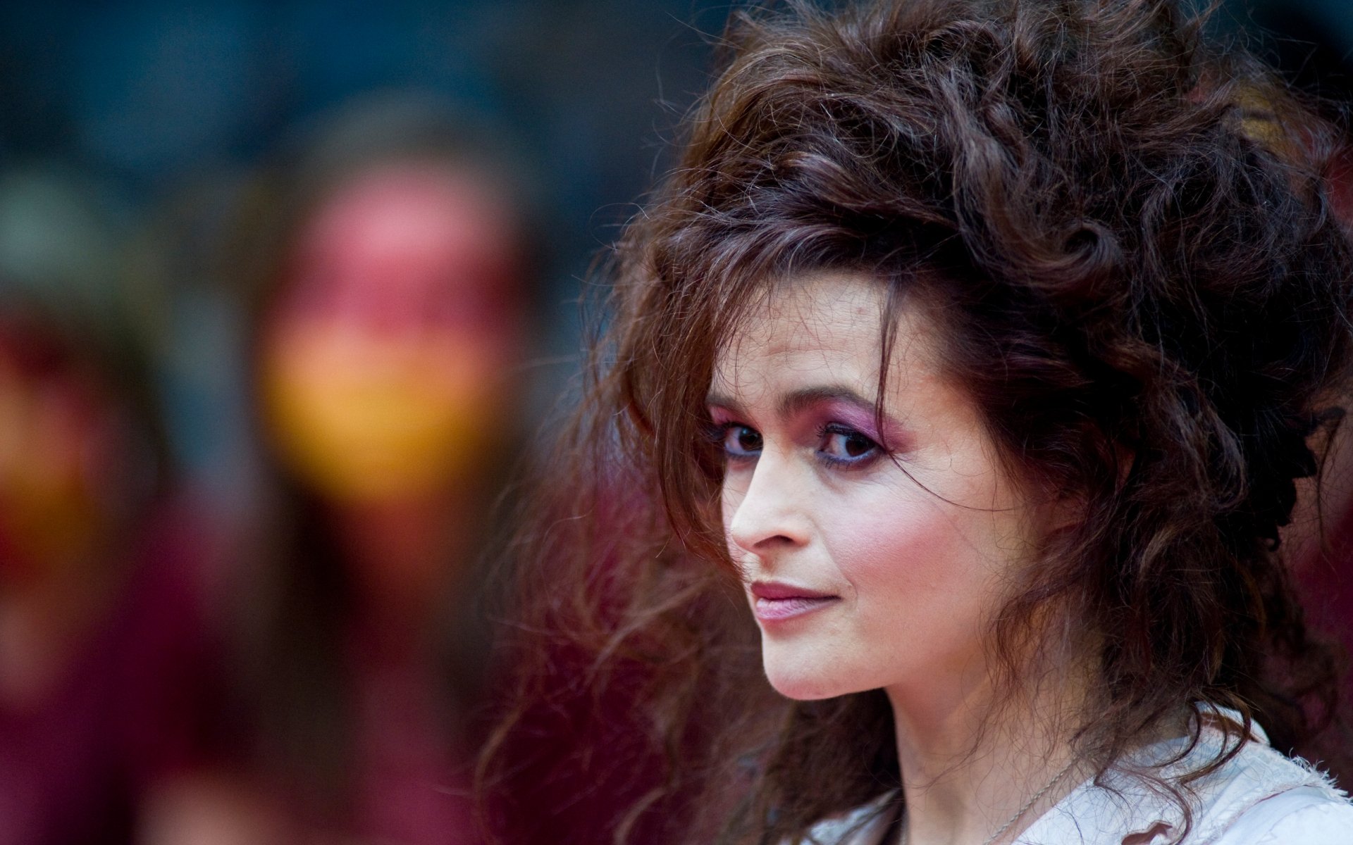 Download English Actress Celebrity Helena Bonham Carter HD Wallpaper