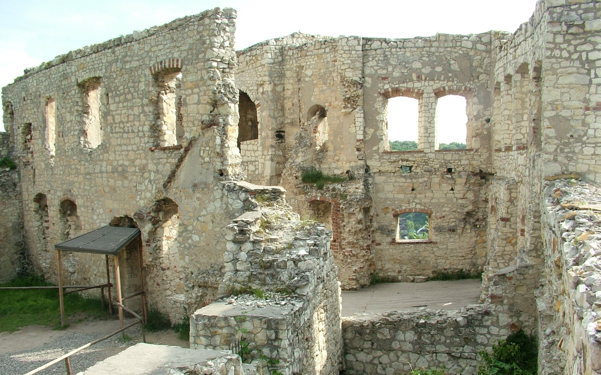 Download Man Made Kazimierz Dolny Castle HD Wallpaper