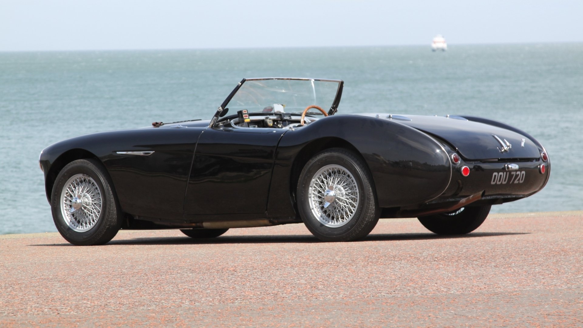 Download Vehicle Austin-Healey 100 HD Wallpaper