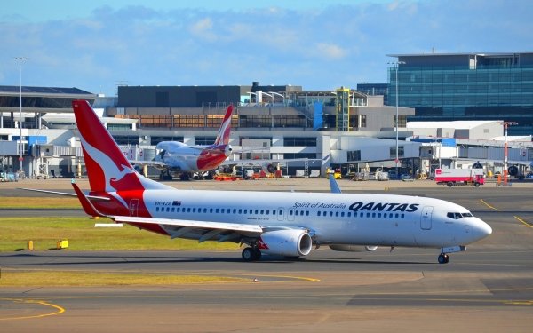 Vehicles Boeing 737 Aircraft Boeing Airplane Qantas HD Wallpaper | Background Image