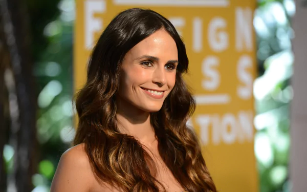 Brazilian actress Celebrity Jordana Brewster HD Desktop Wallpaper | Background Image