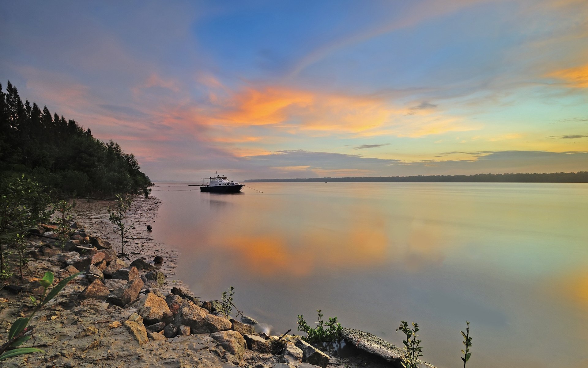 Download Nature River HD Wallpaper