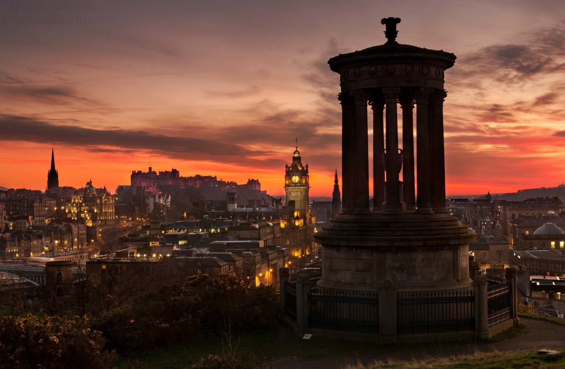 Download Calton Hill Dugald Stewart Monument Sunset Scotland Man Made Edinburgh HD Wallpaper