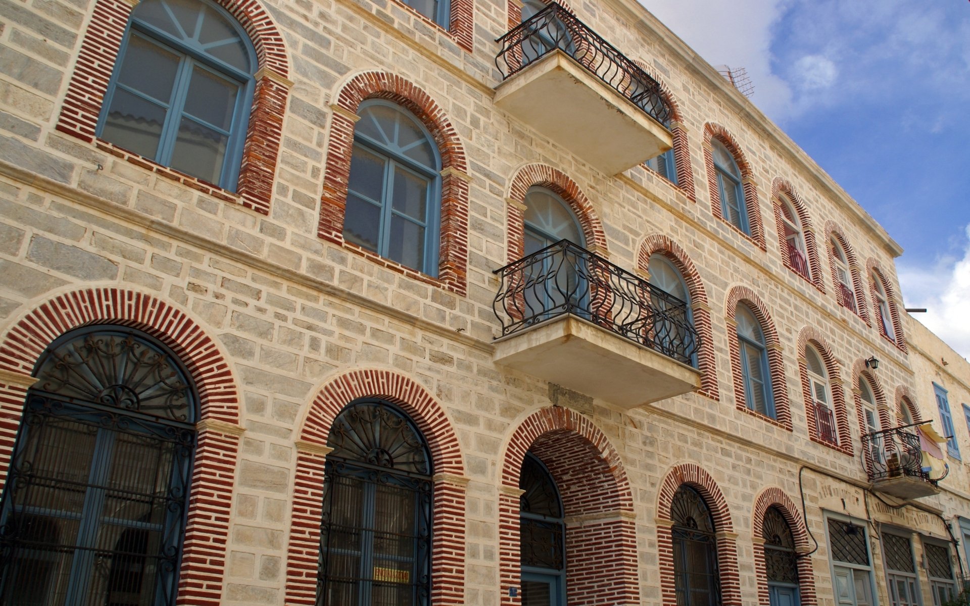 Download Man Made Ermoupoli HD Wallpaper