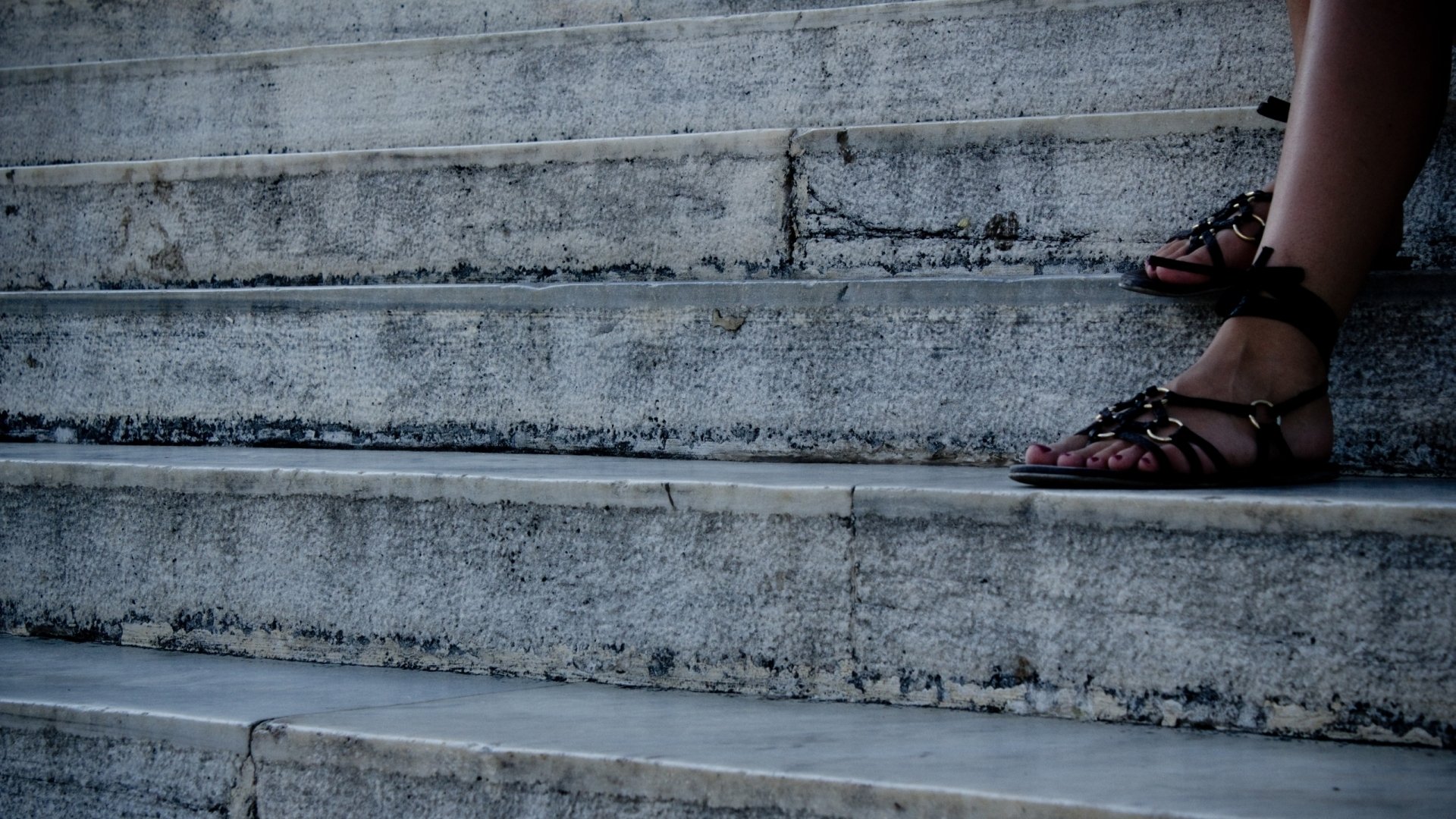 Download Woman Legs HD Wallpaper