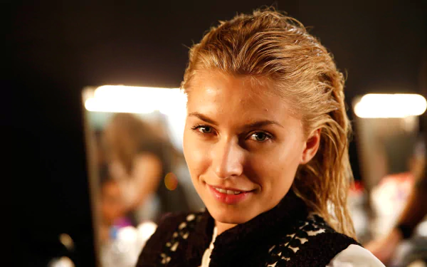 model German woman lena gercke HD Desktop Wallpaper | Background Image
