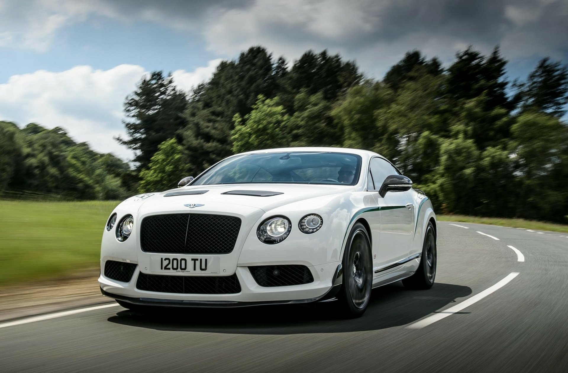 Download Vehicle Bentley Continental HD Wallpaper