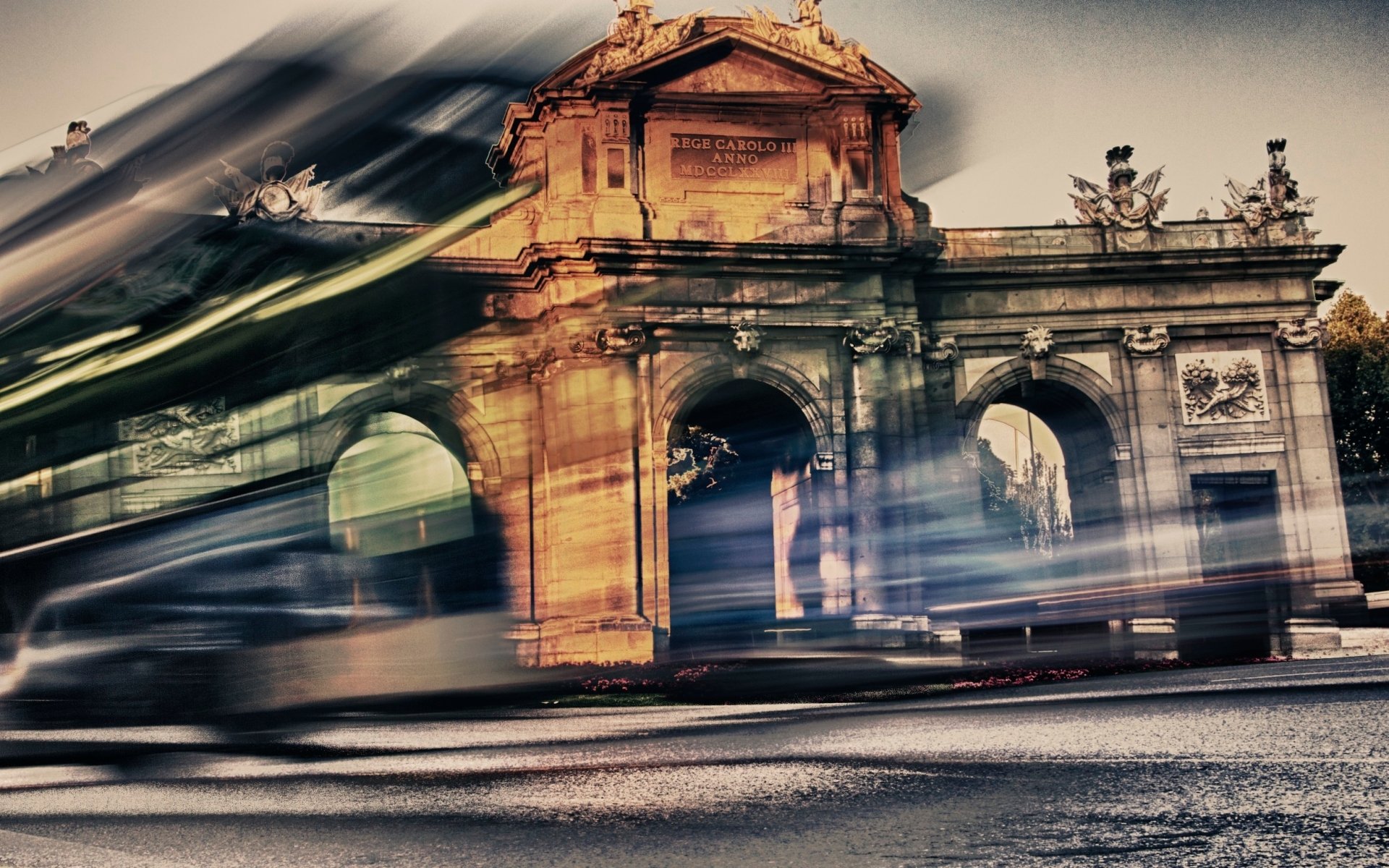 Download Man Made Puerta De Alcalá HD Wallpaper