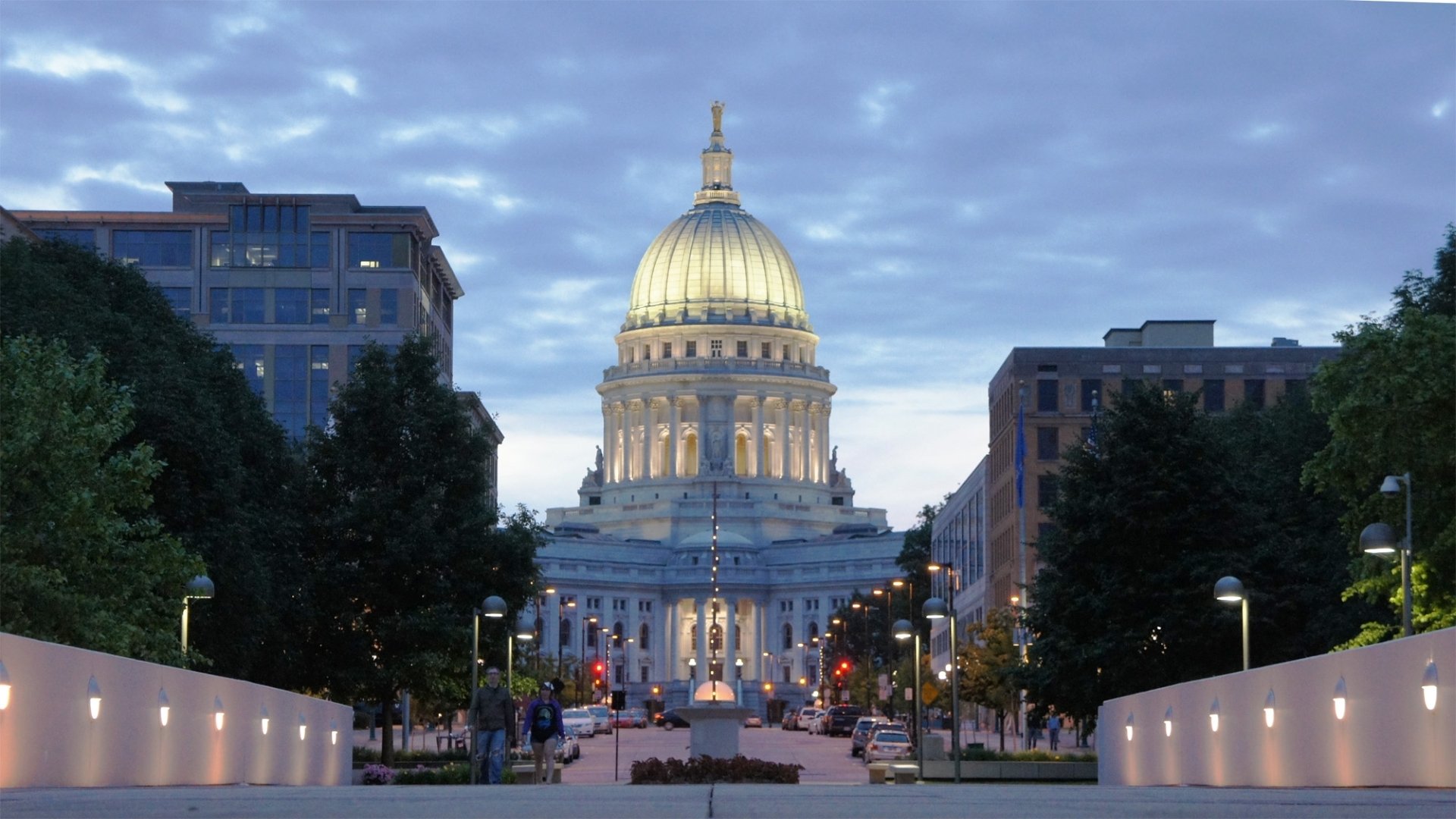Download Man Made Wisconsin State Capitol  HD Wallpaper