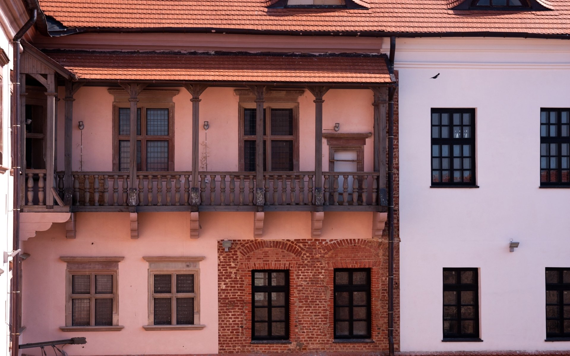 Download Man Made Mirsky Castle HD Wallpaper