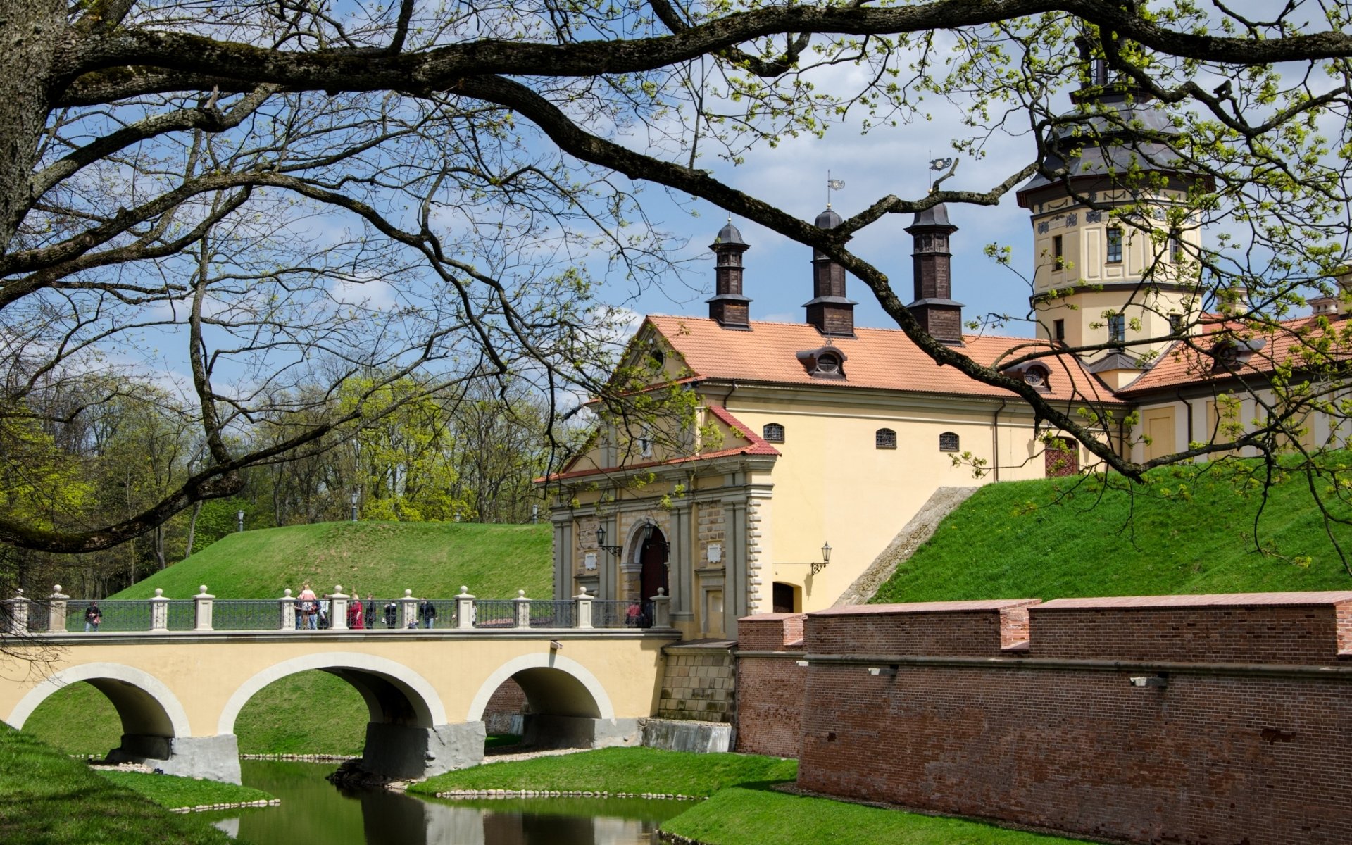 Download Man Made Nesvizh Castle HD Wallpaper