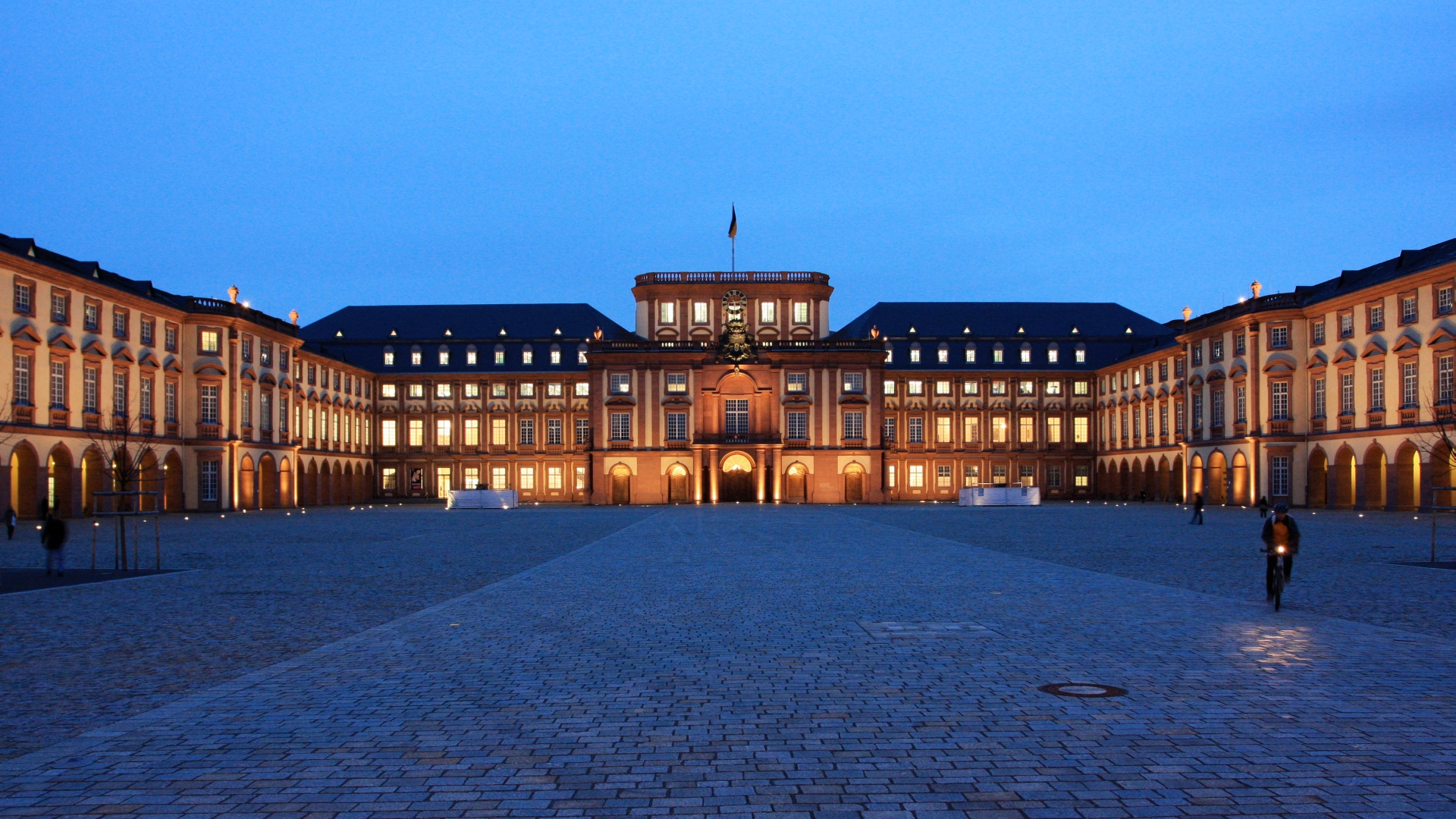 Mannheim Palace Full HD Wallpaper and Background Image | 1920x1080 | ID