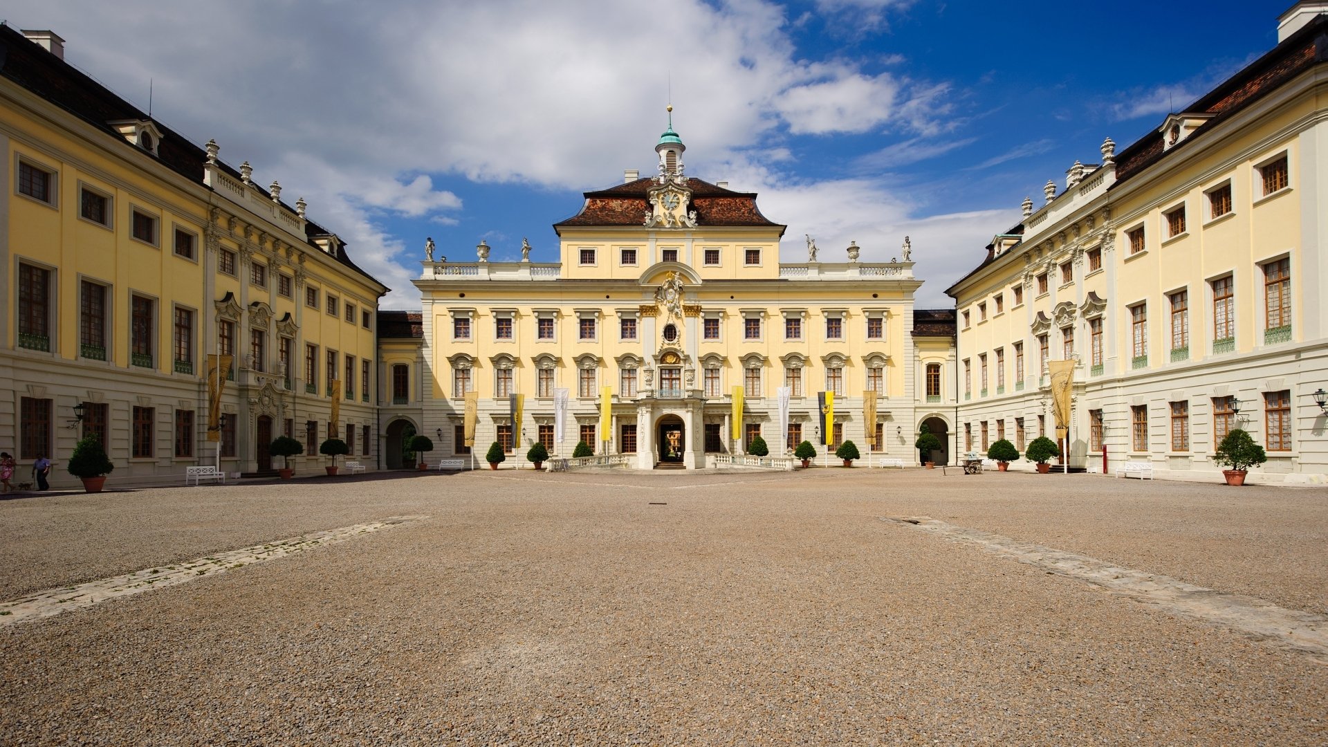 Download Man Made Ludwigsburg Palace HD Wallpaper