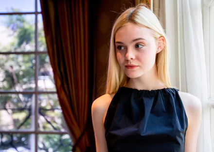 Celebrity Elle Fanning HD Desktop Wallpaper | Background Image