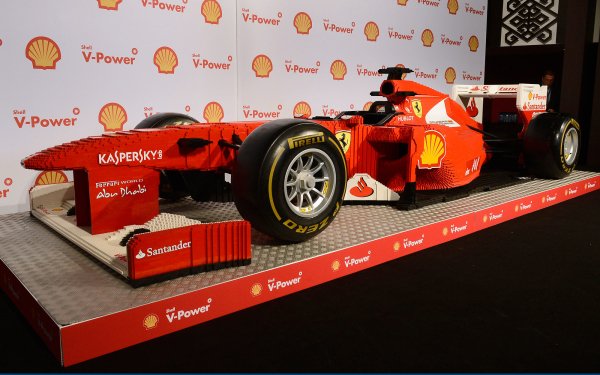 Man Made Lego Ferrari Car Replica Racing F1 Farrari F150 Italia HD Wallpaper | Background Image