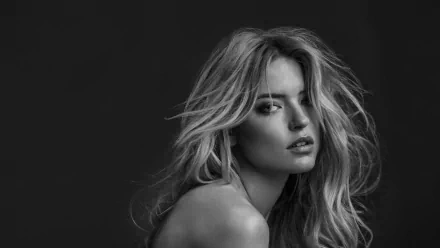 American model Celebrity Martha Hunt HD Desktop Wallpaper | Background Image