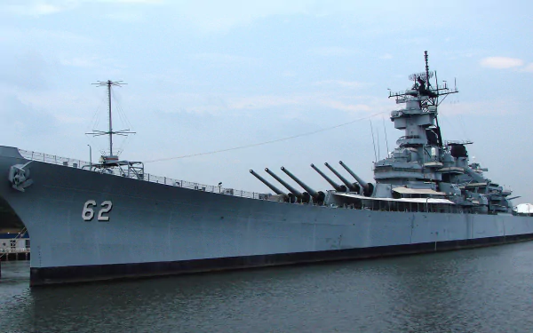  USS New Jersey Battleship (BB-62)