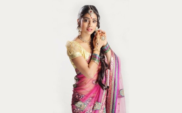 Celebrity Shriya Saran Actresses India HD Wallpaper | Background Image