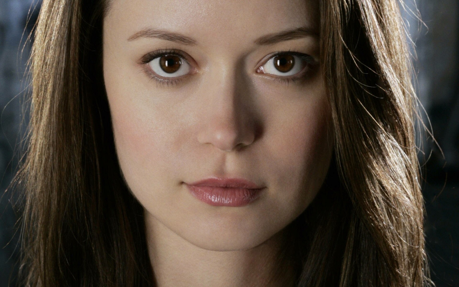 Download Celebrity Summer Glau HD Wallpaper