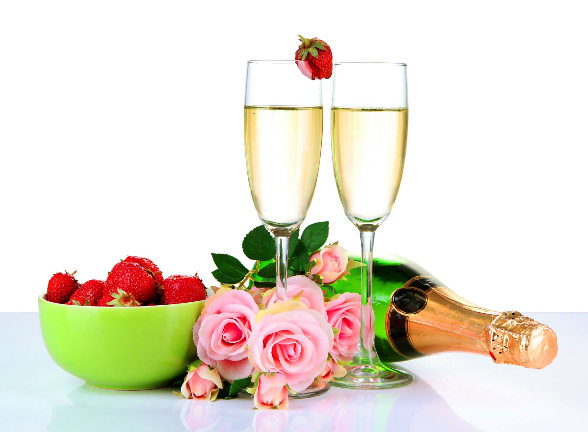 Download Rose Strawberry Champagne Photography Still Life 4k Ultra HD Wallpaper
