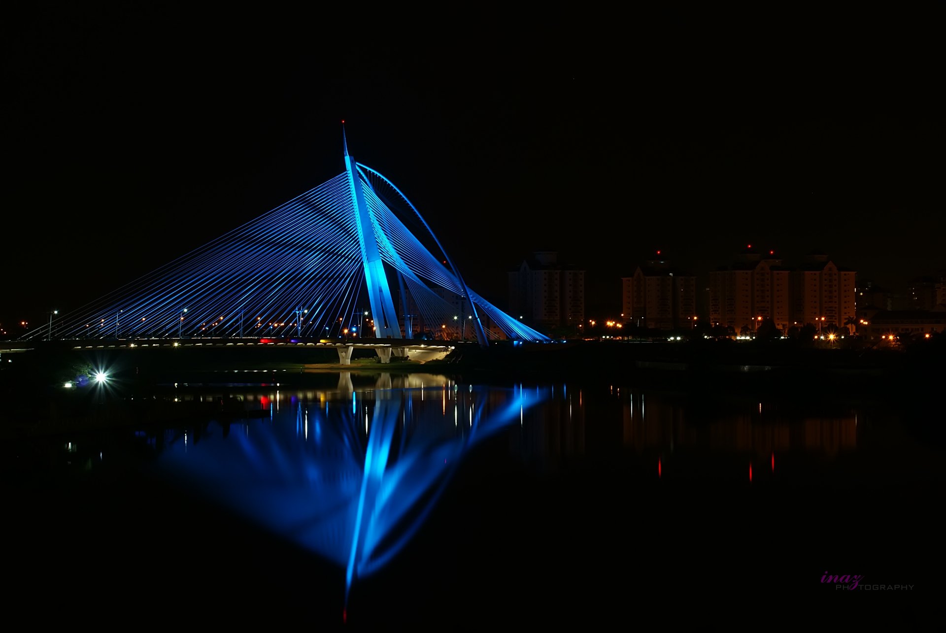 Download Malaysia Putrajaya Bridge Night City Man Made Seri Wawasan Bridge 4k Ultra HD Wallpaper by Haryth Hayqal