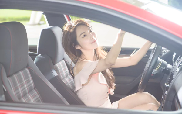 car smile Taiwanese asian mood model woman Catherine HD Desktop Wallpaper | Background Image