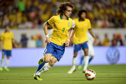 soccer defender Brazil David Luiz Sports HD Desktop Wallpaper | Background Image