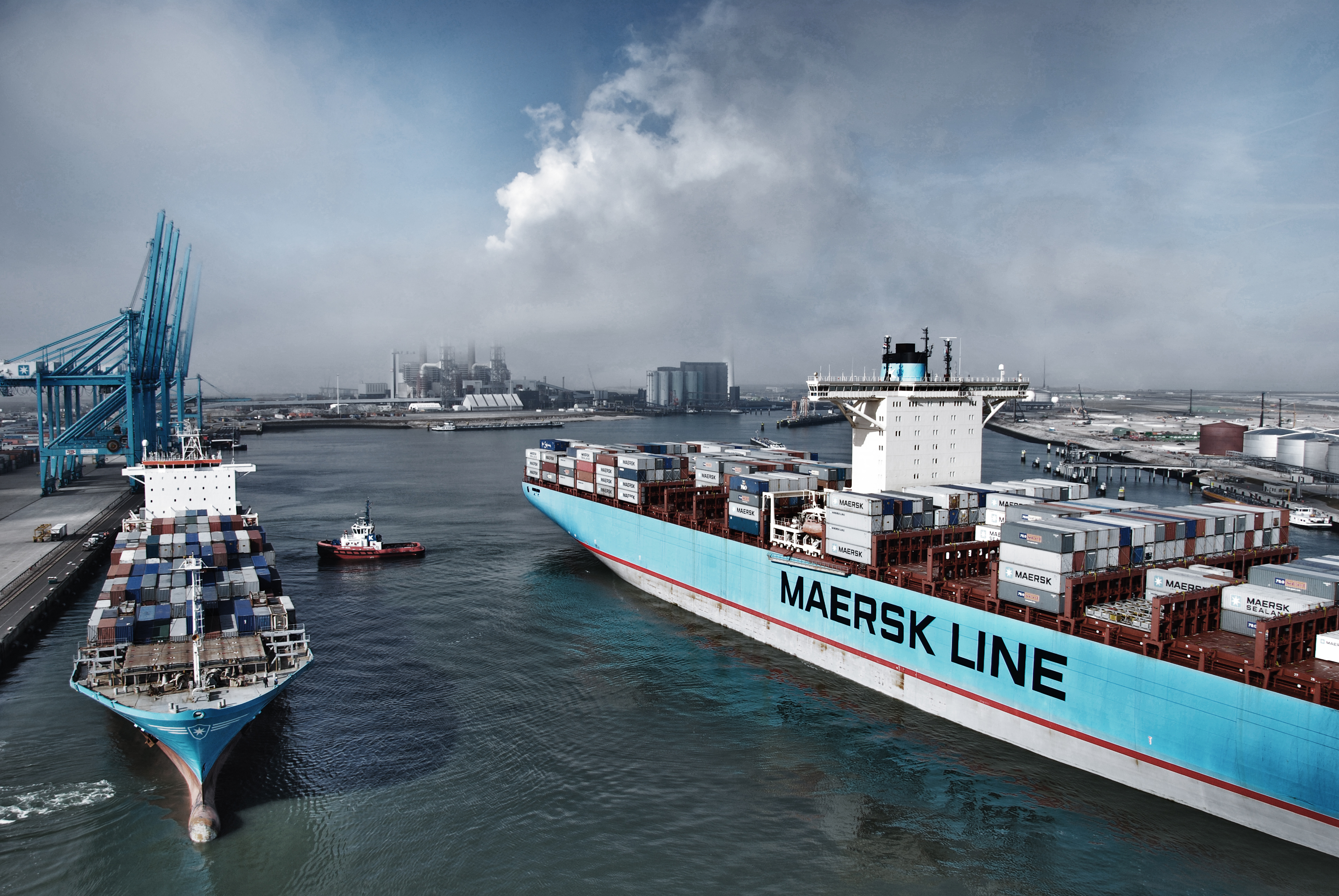 Vehicles Container Ship HD Wallpaper | Background Image