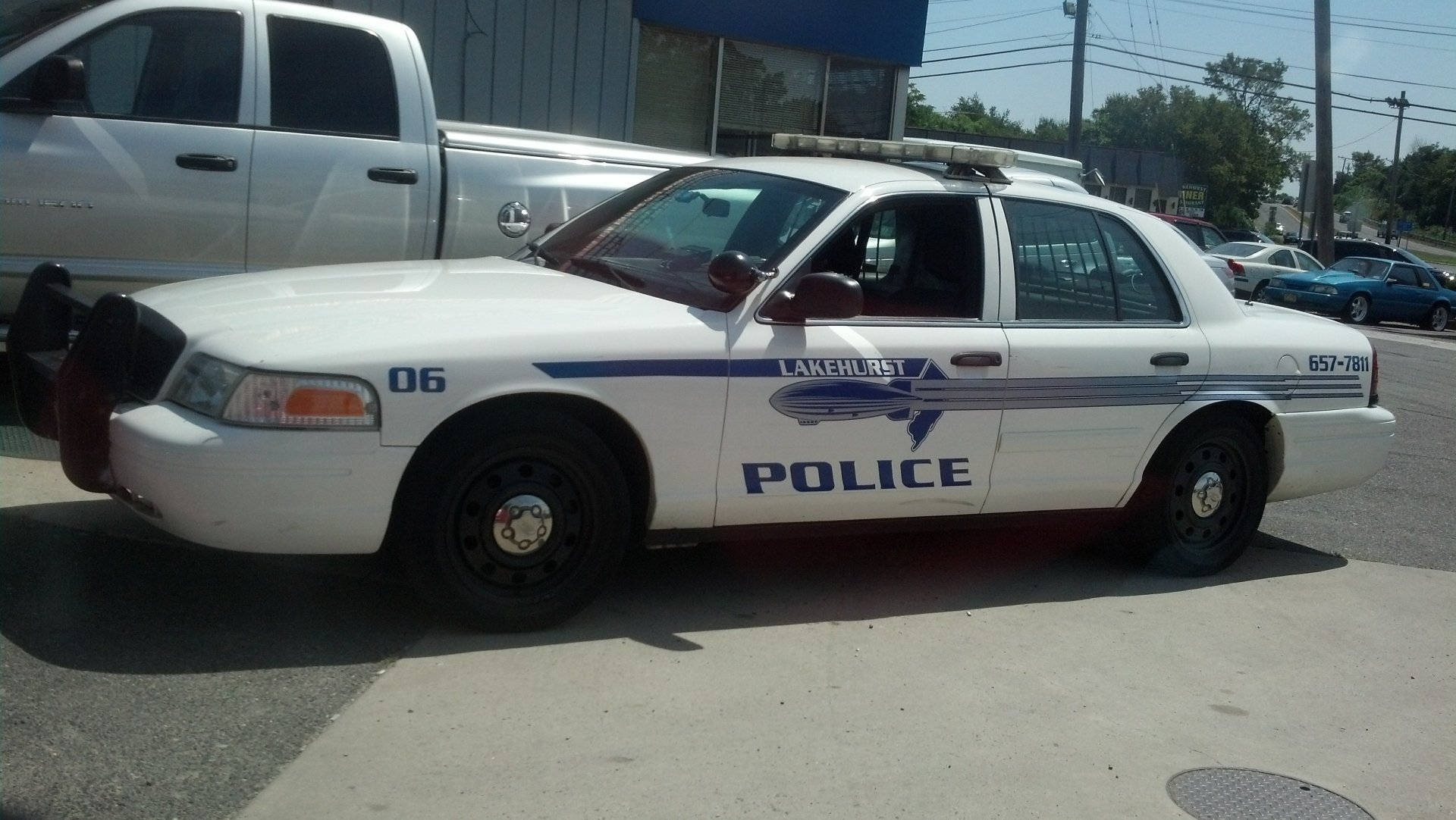 Download Vehicle Police HD Wallpaper