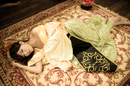 carpet silk traditional costume Taiwanese asian woman Liào Kǎndì HD Desktop Wallpaper | Background Image