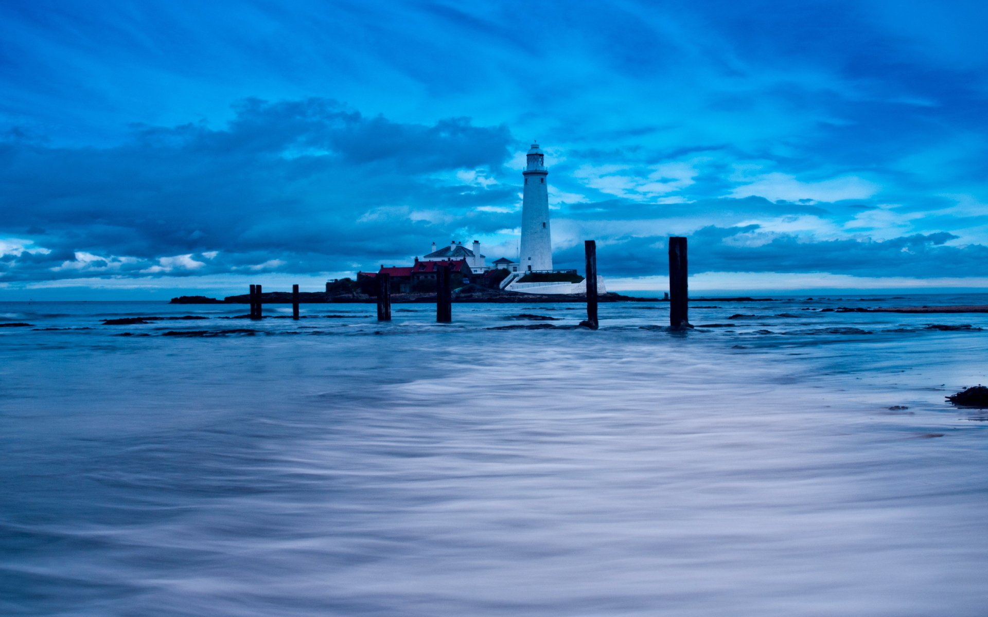 Download Man Made Lighthouse HD Wallpaper | 2560x1600 | Wallpaper Abyss