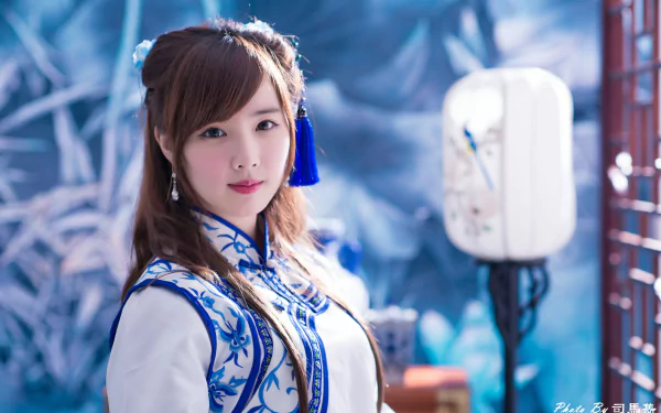 bokeh lantern traditional costume Taiwanese asian model woman Yu Chen Zheng HD Desktop Wallpaper | Background Image