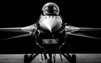 30 4k Ultra Hd General Dynamics F 16 Fighting Falcon Wallpapers Background Images