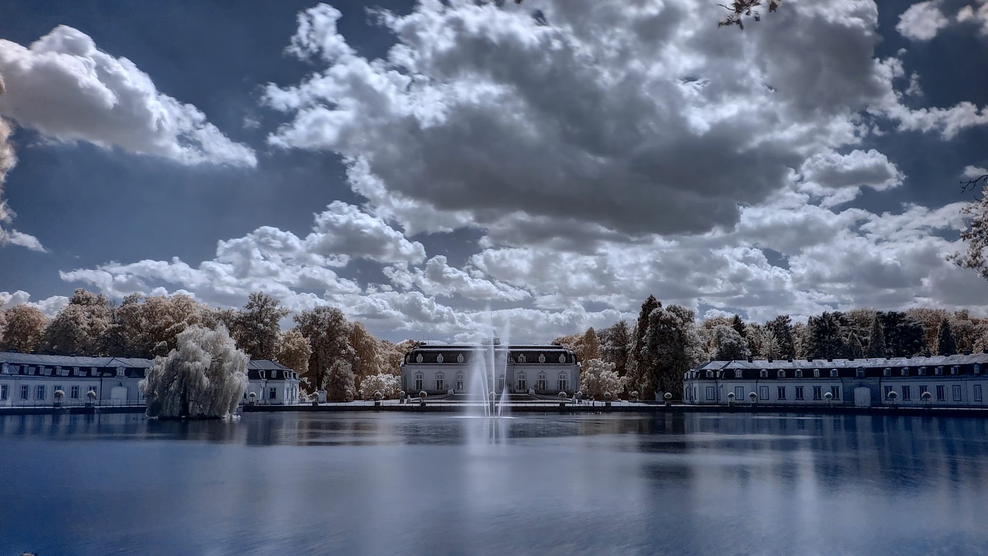 Download Man Made Benrath Palace HD Wallpaper